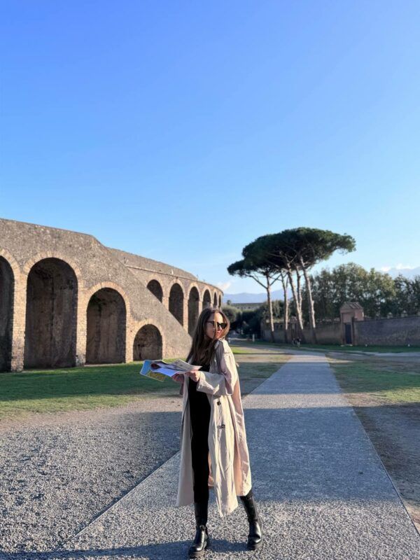 Фото до: Софія Євдокимова, працює в рекрутменті, 27 років