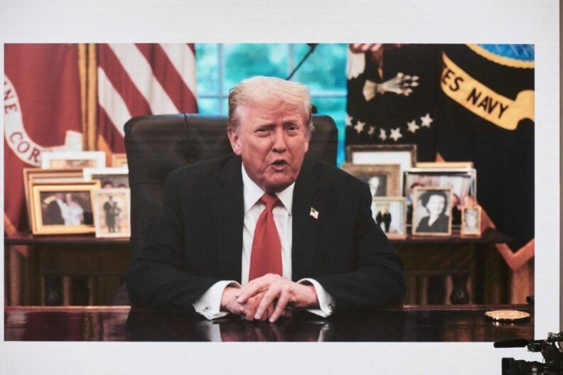 Фото к: Заявление Трампа на YES: конфликт разрешится за столом переговоров Заявление Трампа на YES: конфликт разрешится за столом переговоров