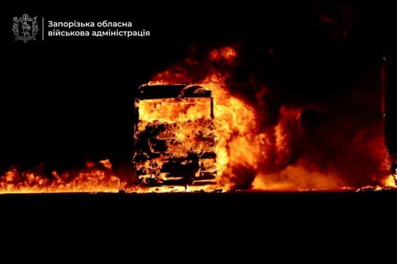Ранены двое маленьких детей: РФ атаковала Запорожье системами Торнадо-С