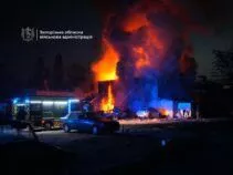 Чуда не произошло… Обстрел Запорожья убил людей, тела достают из-под завалов