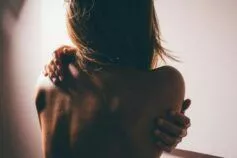 Почему хочется чесаться