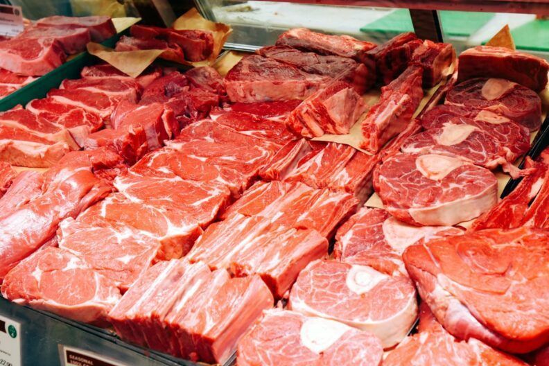 В Україні не вистачає м’яса — все через епідемію свиней