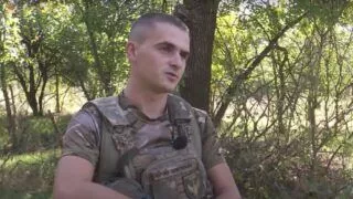 Малює картини кріслом колісним! Бойовий танкіст після травми став художником