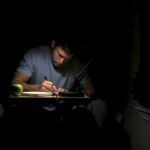 Снова без света? Отключение в городах Украины 18 декабря — что известно