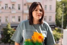Хвилювання та палкі емоції: діти військових вивели збірні України й Азербайджану на матч у Кракові