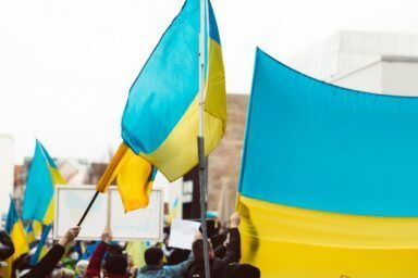 как украинцы относятся к россиянам