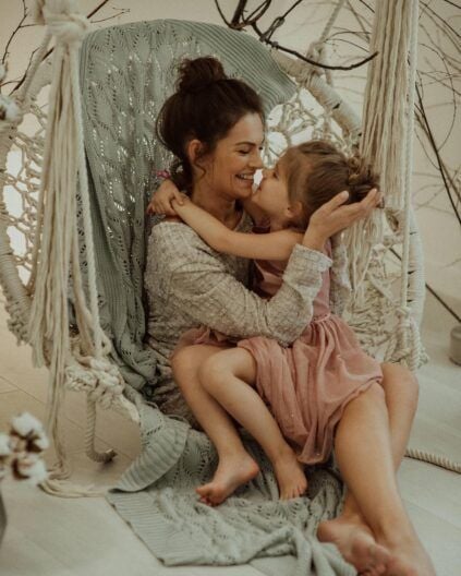 Від “королеви кохання” до жінки на перехресті долі: несподівані факти про акторку Зоряну Марченко зоряна марченко донька