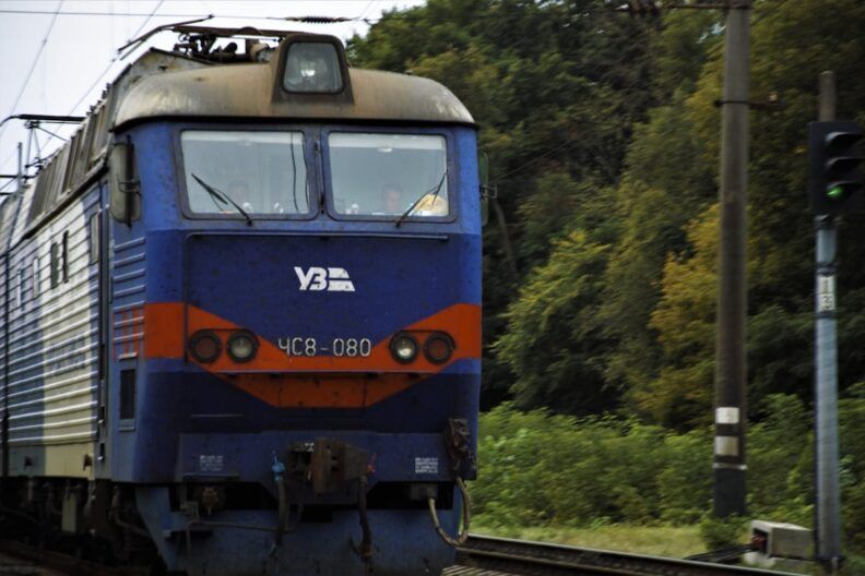 затримки поїздів укрзалізниця