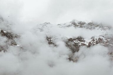 в карпатах випав сніг