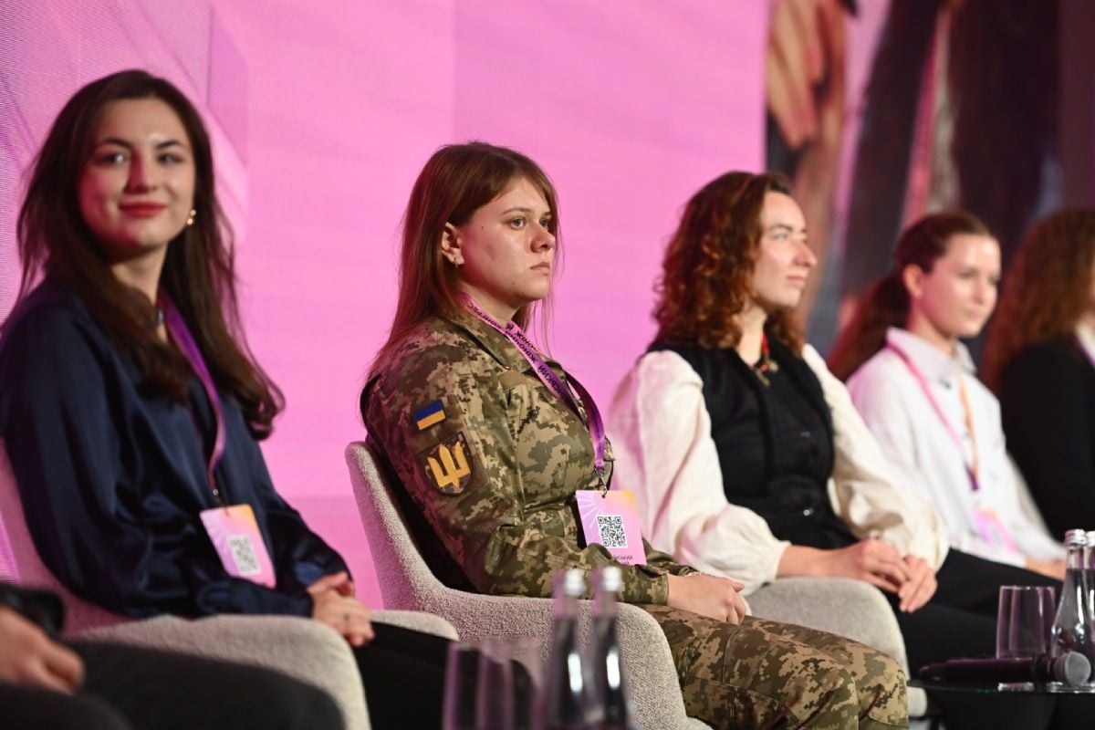 Фото до: Жінки-військові, історії яких вражають