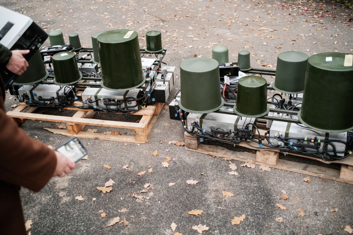 Фото до: Як Українські вертольоти вже вдруге допомагають Третьому армійському корпусу