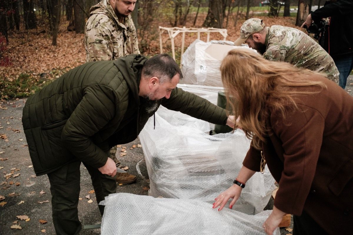 Фото до: Як Українські вертольоти вже вдруге допомагають Третьому армійському корпусу