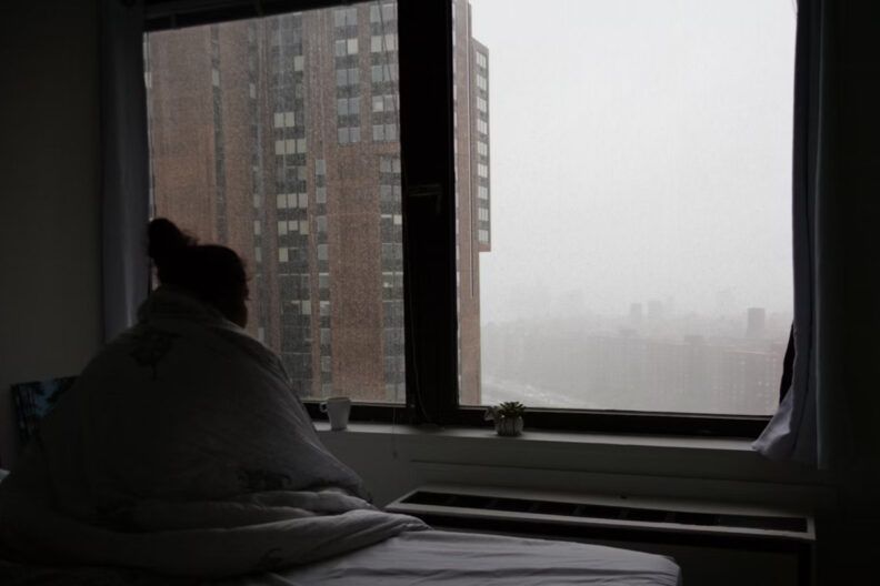 Як зігрітися вночі без центрального опалення: 6 простих способів