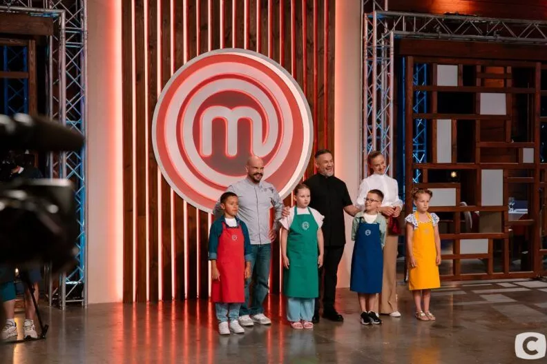 Хто залишив МастерШеф 16 у 12 випуску: чим закінчилася чергова битва “чорних” та “білих”