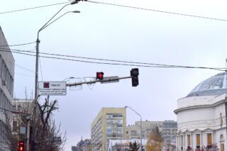 Помощь от фондов и обычных людей: как работают гуманитарные хабы на западе Украины