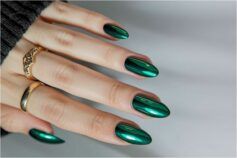 грошовий манікюр на грудень 2025