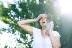 Їж це, щоб побороти рак? Чи насправді існують продукти, які зупиняють онкологію