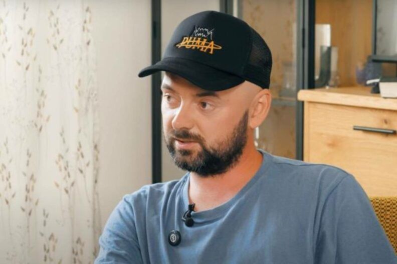 Співак Михайло Клименко з ADAM у комі: родина просить про допомогу