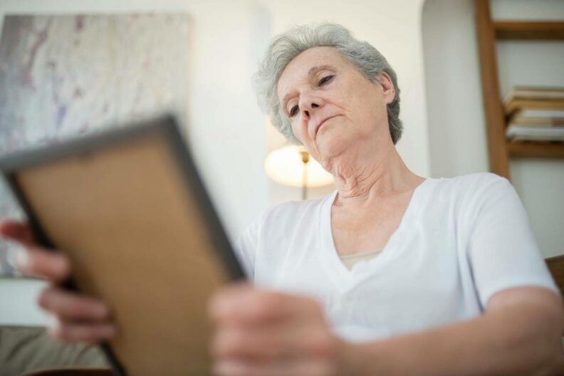 Мови як захист від старіння