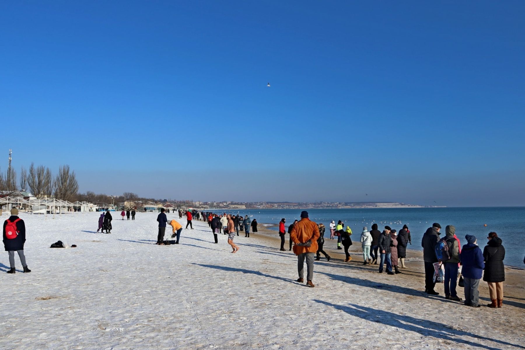 Фото до: Куди краще поїхати на Новий рік 2026: столиця, романтика моря чи засніжені гори