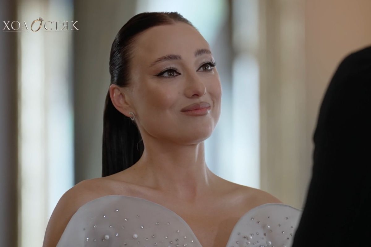 Фото до: Церемонія вручення каблучки