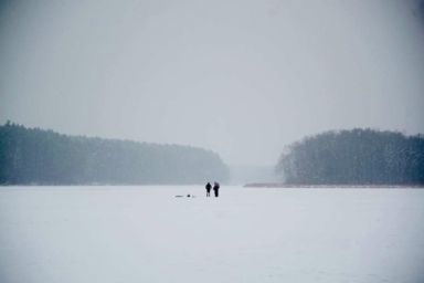 Провалился под лед