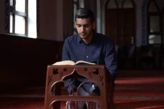 когда начинается рамадан 2026