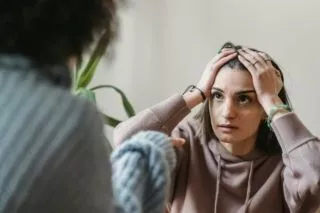 Как добиться штрафа за нарушение языкового закона