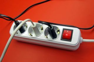 Які прилади не можна вмикати одразу після появи світла