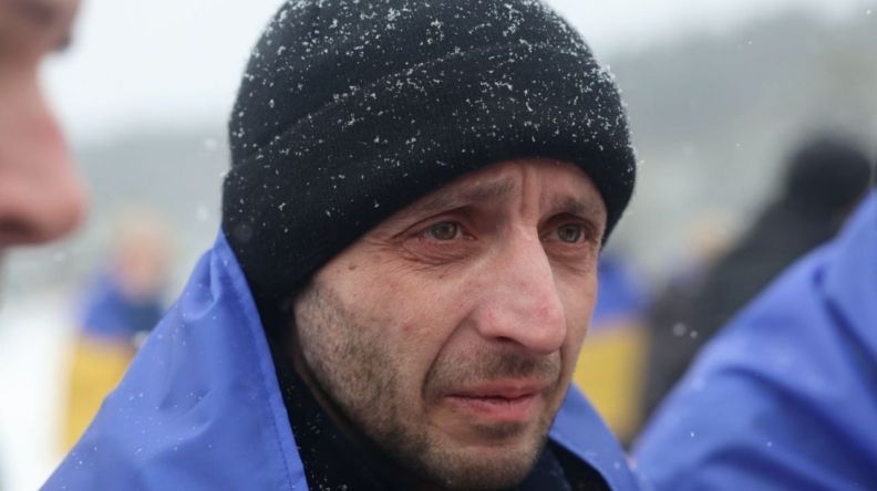 Фото 2 к: Обмен пленными между Украиной и РФ: фото