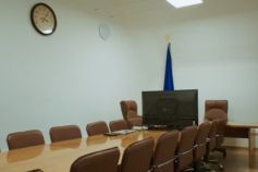 Зеленский показал бункер