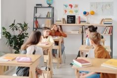 скільки українських дітей навчається за кордоном