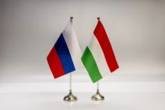 россия передала двух пленных Венгрии