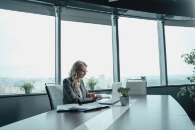 Дія раздает миллионы на бизнес