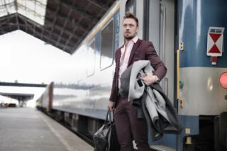 как обойти поезд на вокзале