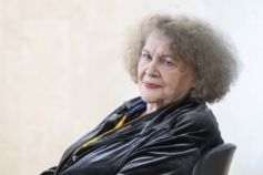 Про що нова збірка Ліни Костенко