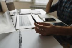 кто должен оцифровывать свою  трудовую книжку