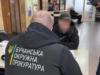 Наживалися на ветеранах та переселенцях: у Бучі викрили квартирну схему на 35,5 млн