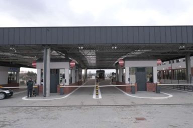 З червня легковим авто відкриють онлайн-запис