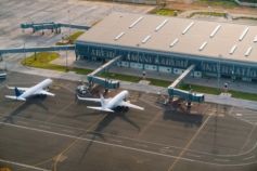 найкращі аеропорти щоб смачно поїсти