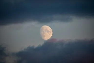 США могут не успеть взорвать людей на луну до 31 года