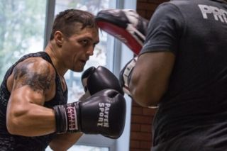 усик верховен де дивитись