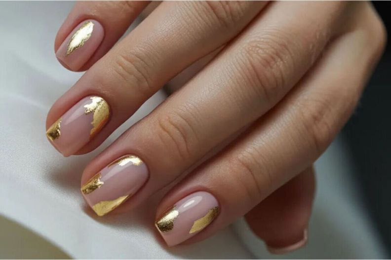 денежный маникюр на май 2026