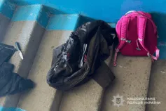 однокласниця поранила ножем ровесницю