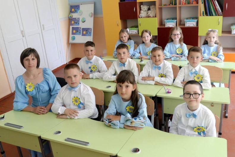 останній дзвоник вірші для 1 класу