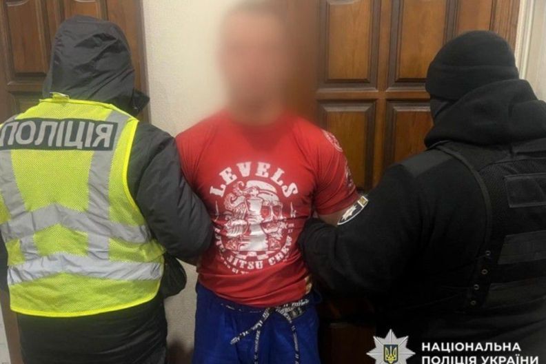 Камера зафиксировала поругание: в столице судят тренера-педофила