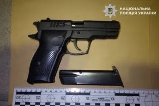 стрельба в Киеве днепровский район