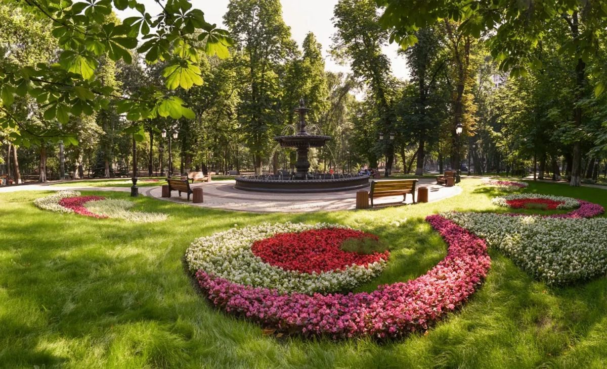 Маріїнський парк адреса