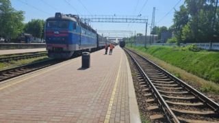 Поезда Киев — Рахов и Киев — Солотвино