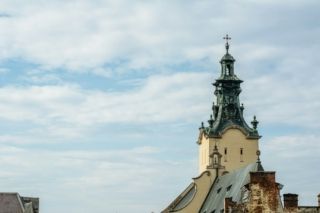 прогноз погоди у львові на серпень 2026